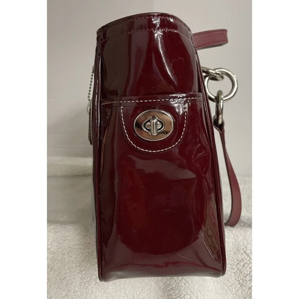 Coach Burgundy Patent Leather Tunrlock Pocket Double Handle Tote Bag READ - Picture 4 of 16